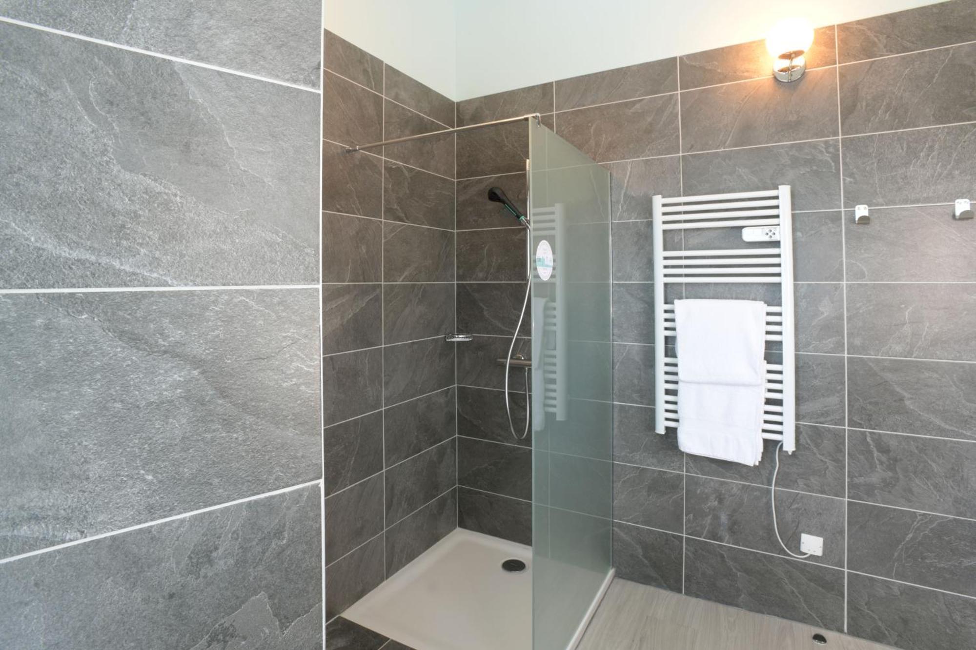 Au Cheval Blanc - Appartement Familial 6P Parking Prive Proche Colmar Centre Esterno foto